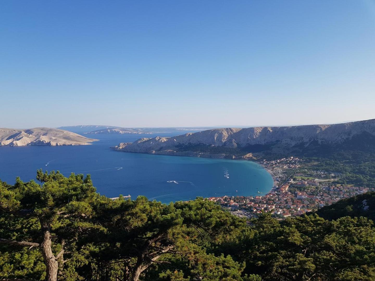 Smojver Stipe Penzión pre hostí Baska (Krk)