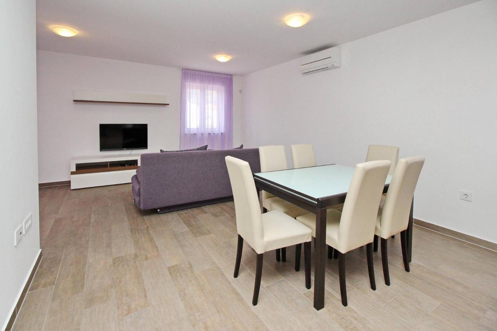 Guest house Smojver Stipe Baska (Krk)